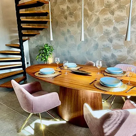 Heaven Homes Xl Fuer 6 - Wohlfuehloase Auf 2 Etagen Mit Badewanne